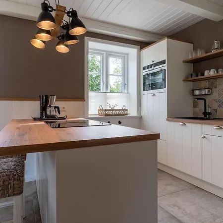 Reetdachhaus Unter Reet Reetdachhaus Unter Reet Ii Hébergement de vacances Böhl