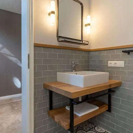 Reetdachhaus Unter Reet Reetdachhaus Unter Reet Ii Санкт-Петер-Ординг