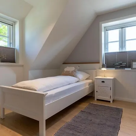 Reetdachhaus Unter Reet Reetdachhaus Unter Reet Ii Санкт-Петер-Ординг