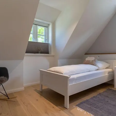 Reetdachhaus Unter Reet Reetdachhaus Unter Reet Ii Дом отдыха *