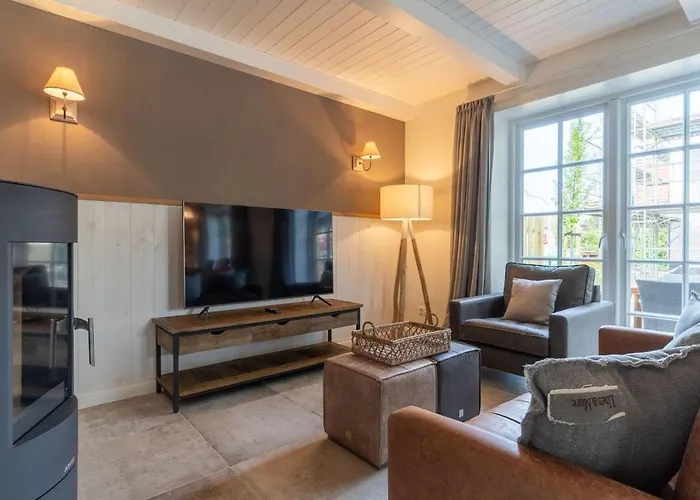 Casa de Férias Reetdachhaus Unter Reet Reetdachhaus Unter Reet Ii Böhl