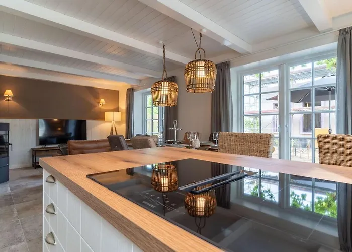 Reetdachhaus Unter Reet Reetdachhaus Unter Reet Ii *