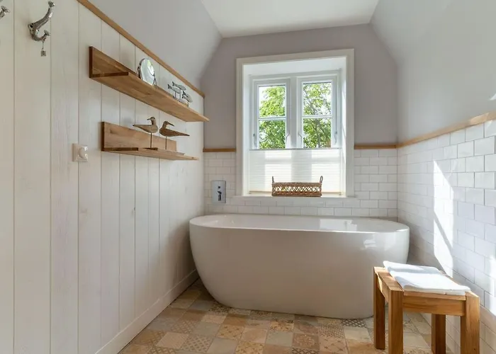 Reetdachhaus Unter Reet Reetdachhaus Unter Reet Ii *